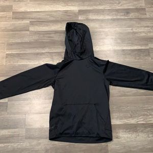 Nike Men’s Small therma fit hoodie